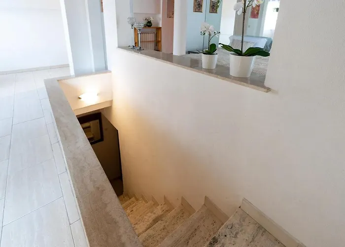 Apartamento 15 Min From Piazza Venezia Skyline Sanctuary In Trastevere *