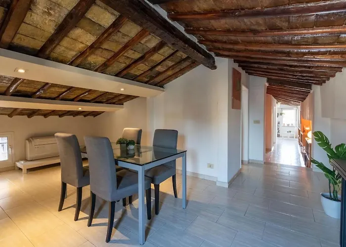15 Min From Piazza Venezia Skyline Sanctuary In Trastevere *