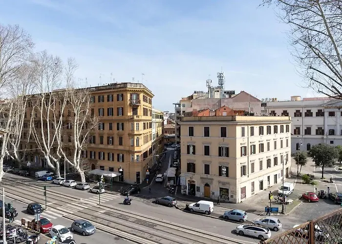 15 Min From Piazza Venezia Skyline Sanctuary In Trastevere