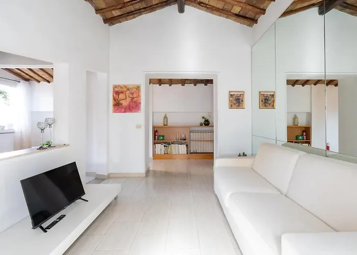 15 Min From Piazza Venezia Skyline Sanctuary In Trastevere *