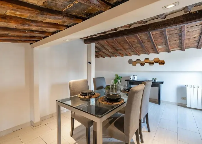 15 Min From Piazza Venezia Skyline Sanctuary In Trastevere