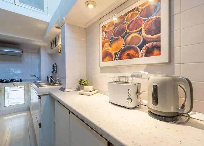 Apartamento 15 Min From Piazza Venezia Skyline Sanctuary In Trastevere Roma